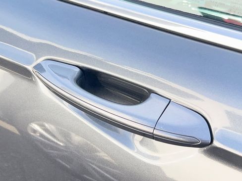 Used 2019 Ford Fusion SE image 19