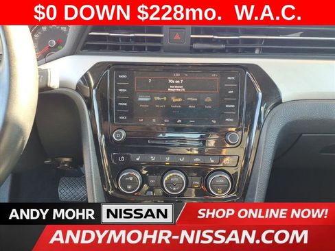 Used 2020 Volkswagen Passat 2.0T SE image 16