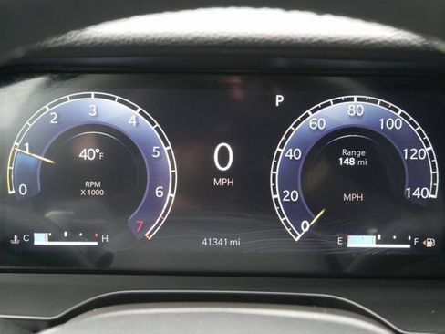 Used 2023 Jeep Grand Cherokee Altitude image 29