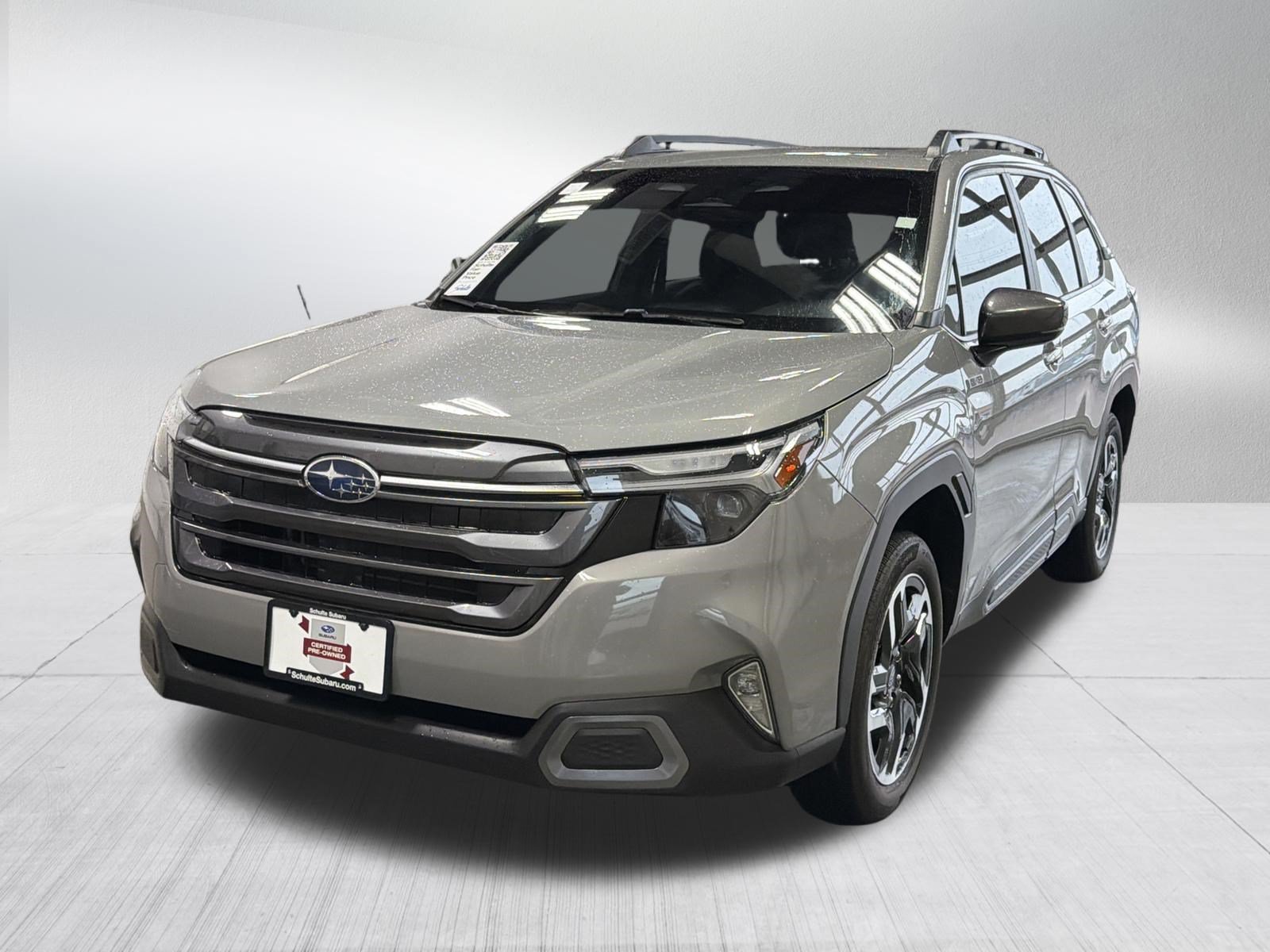 Used 2025 Subaru Forester Limited w/ Popular Package AWD/4WD image 3