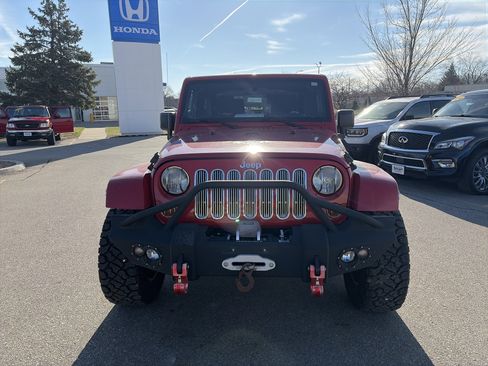 Used 2012 Jeep Wrangler Rubicon w/ PWR Convenience Group image 2