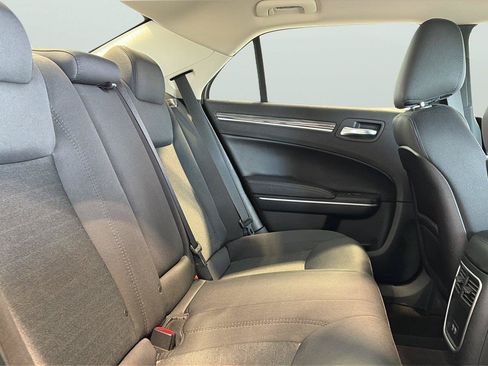 Used 2018 Chrysler 300 Touring w/ Sport Appearance Package RWD image 14