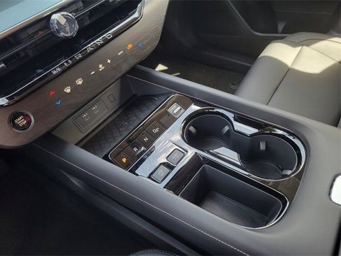 New 2025 Nissan Murano SL image 13