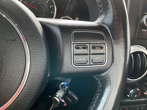 Used 2015 Jeep Wrangler Sahara w/ Connectivity Group image 21