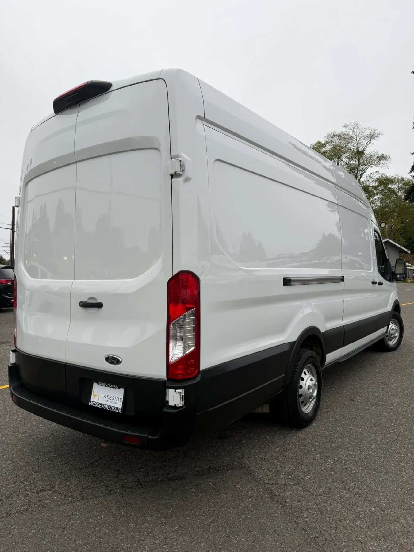Used 2022 Ford Transit 250 148 High Roof Extended AWD image 6