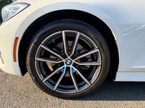 Used 2021 BMW 330i Sedan w/ Convenience Package RWD image 8