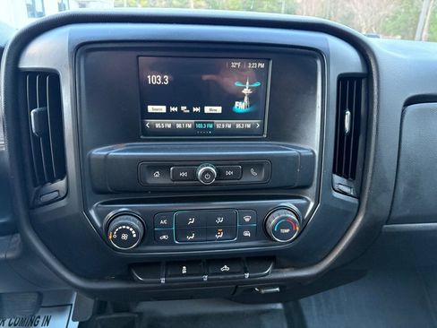 Used 2019 Chevrolet Silverado 2500 W/T image 13