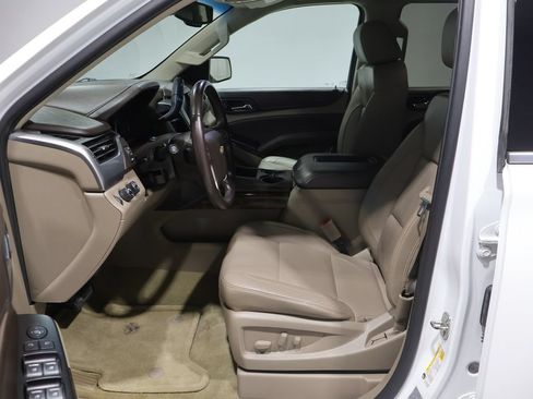Used 2016 Chevrolet Suburban LT AWD/4WD image 9