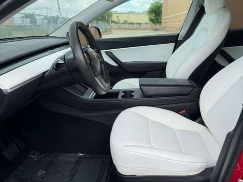 Used 2021 Tesla Model Y Long Range AWD/4WD image 9