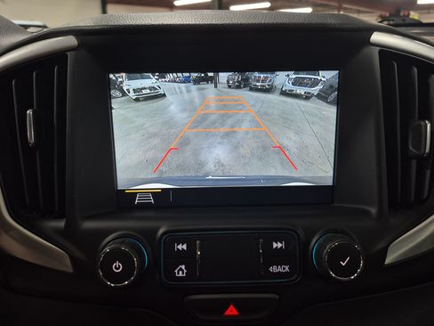 Used 2021 GMC Terrain SLT AWD/4WD image 16