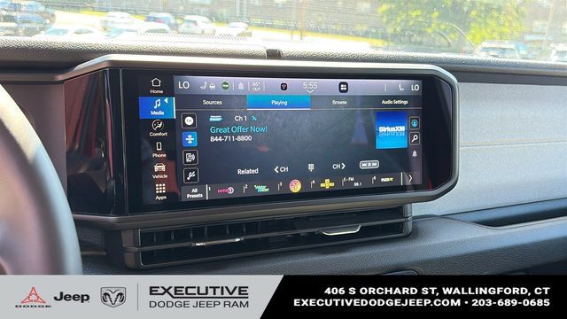 Used 2024 Jeep Wrangler Unlimited w/ Convenience Group AWD/4WD image 14