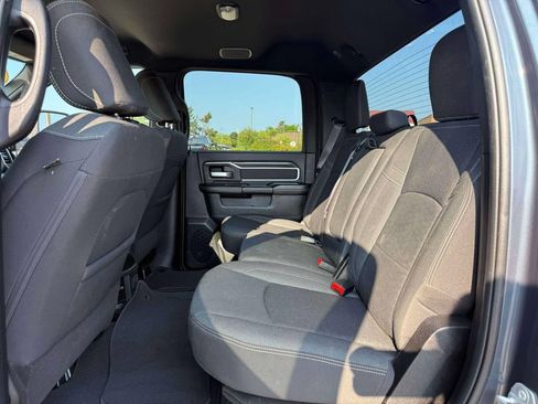 Used 2025 RAM 2500 Big Horn AWD/4WD image 12
