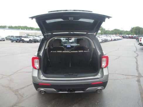 Used 2020 Ford Explorer Limited w/ Class III Trailer Tow Package AWD/4WD image 7