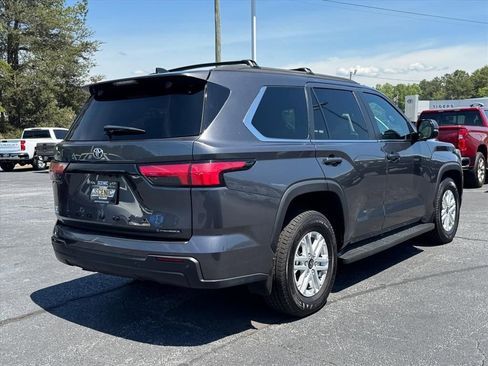 Used 2025 Toyota Sequoia SR5 w/ SR5 Premium Package AWD/4WD image 3