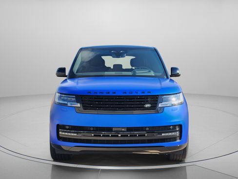 Certified 2025 Land Rover Range Rover SE AWD/4WD image 6
