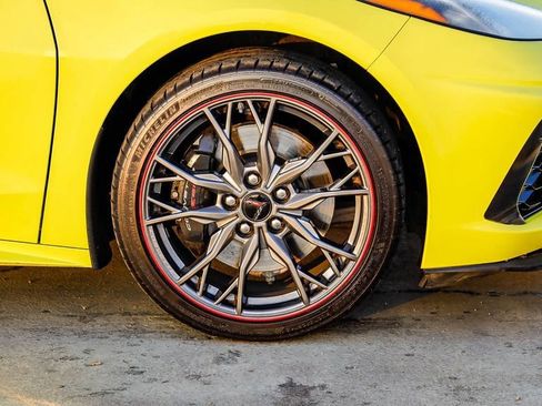 Used 2024 Chevrolet Corvette Stingray w/ Z51 Performance Package image 11