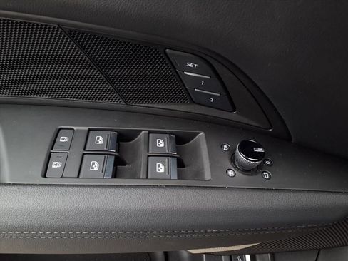 Used 2023 Audi e-tron GT Premium Plus image 7