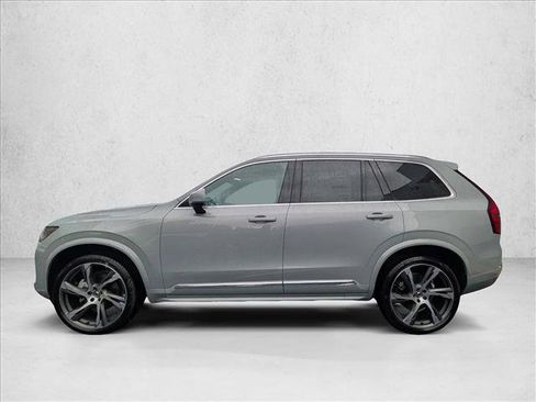 New 2025 Volvo XC90 B5 Core w/ Protection Package Premier image 10