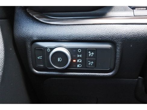 Used 2021 Ford Explorer Limited w/ Equipment Group 301A RWD image 22