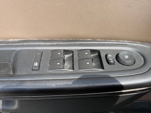Used 2015 GMC Acadia SLT FWD image 18