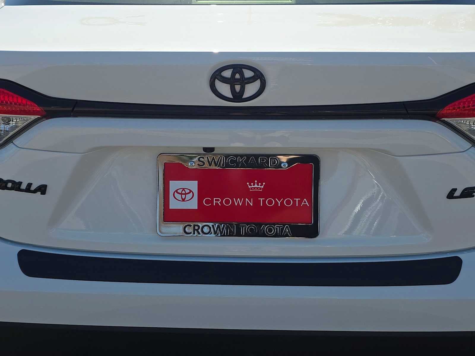 New 2027 Toyota Corolla LE w/ LE Premium Package FWD image 13