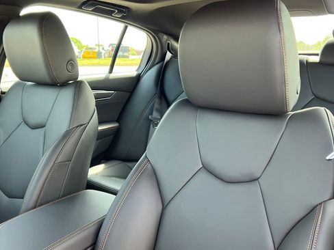 New 2026 Cadillac CT5 V AWD/4WD image 14