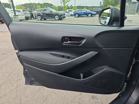 Used 2024 Toyota Corolla LE FWD image 32