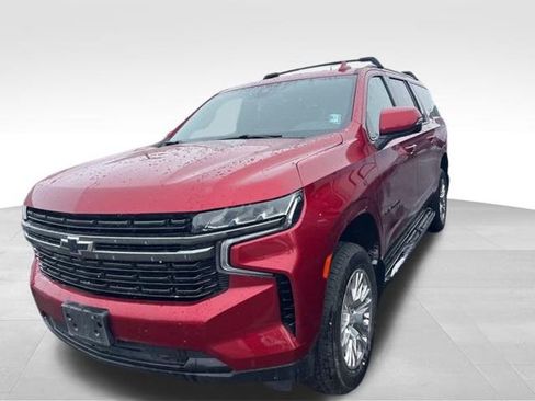Used 2022 Chevrolet Suburban RST w/ Luxury Package image 1