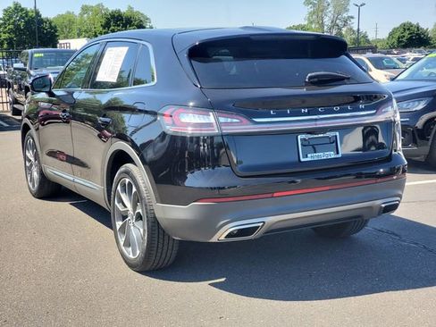 Used 2023 Lincoln Nautilus Reserve AWD/4WD image 3
