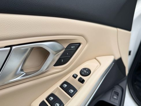 Used 2023 BMW 330i xDrive Sedan w/ Premium Package image 16