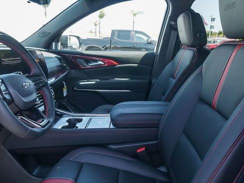 New 2026 Chevrolet Traverse RS FWD image 16