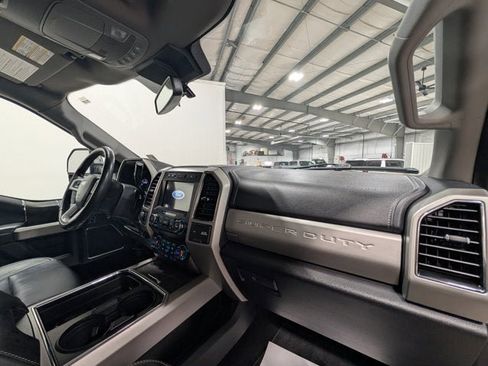 Used 2020 Ford F350 Lariat w/ Lariat Ultimate Package AWD/4WD image 20
