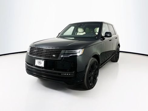 Used 2025 Land Rover Range Rover SE AWD/4WD image 1