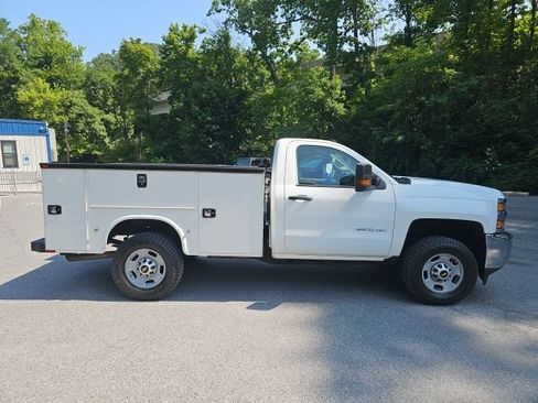 Used 2016 Chevrolet Silverado 2500 W/T w/ WT Convenience Package RWD image 2