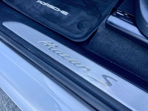 Used 2024 Porsche Macan S AWD/4WD image 39