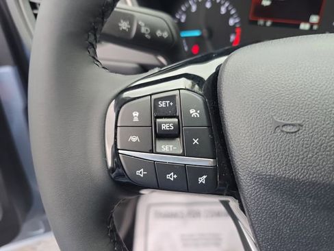 Used 2022 Ford Escape SE w/ SE Sport Appearance Package image 21