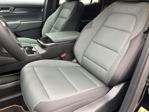 New 2026 GMC Terrain AT4 AWD/4WD image 8