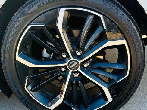 Used 2023 Nissan Altima 2.5 SR image 7