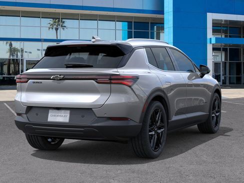 New 2026 Chevrolet Equinox EV LT w/ LPO, Blackout Package image 4