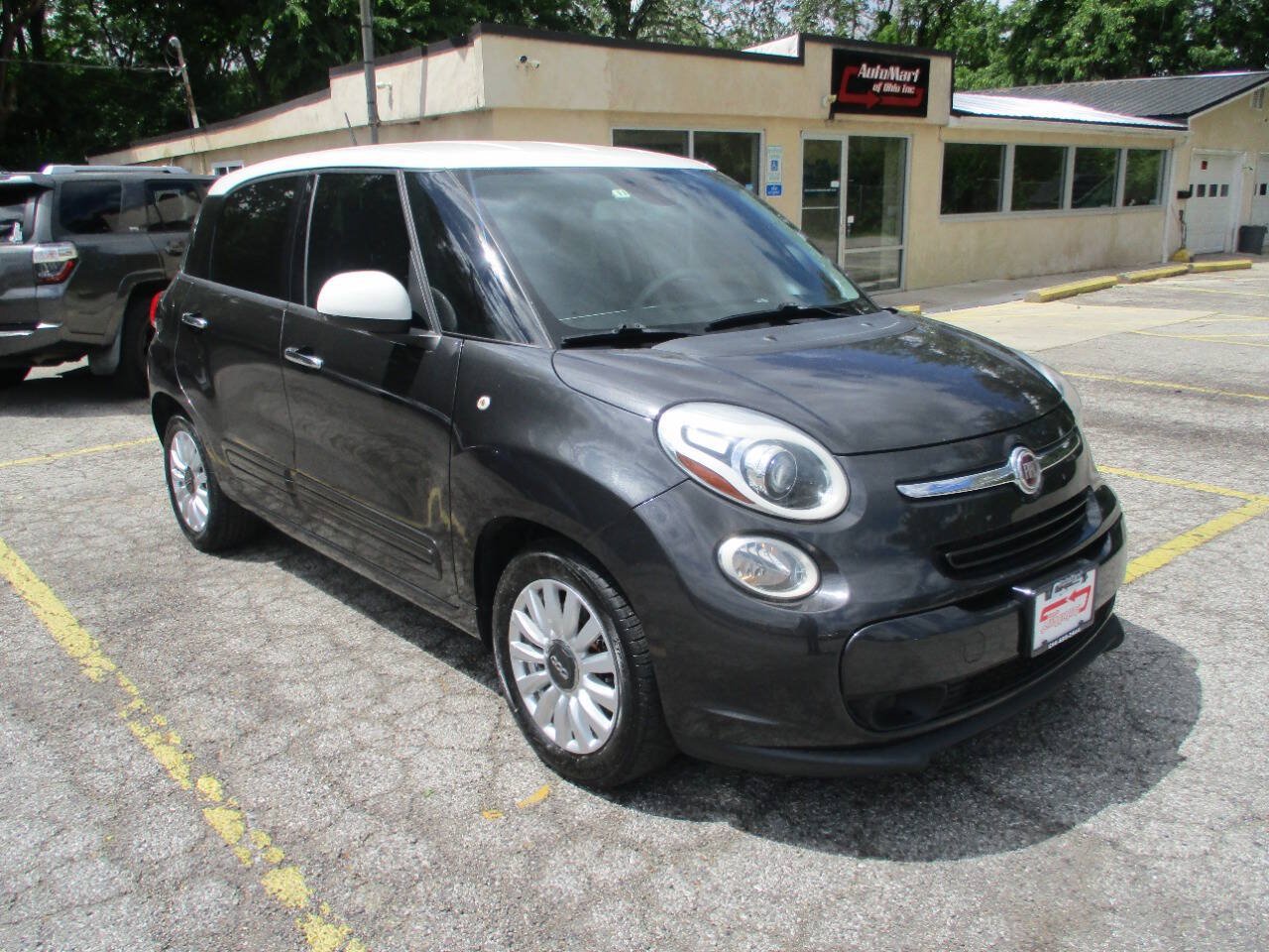 Used 2014 FIAT 500L Easy w/ Popular Equipment Group FWD image 4