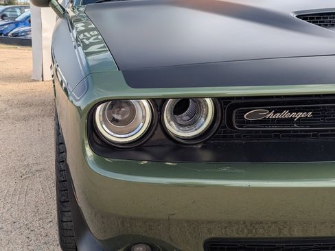 Used 2022 Dodge Challenger R/T Scat Pack w/ T/A Package image 9