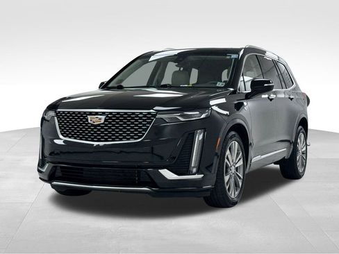 Used 2024 Cadillac XT6 Premium Luxury image 3