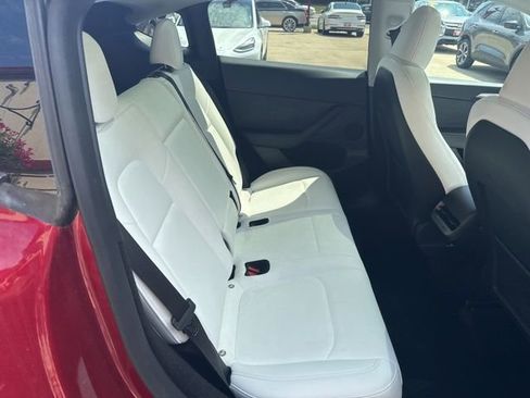 Used 2024 Tesla Model Y 2WD image 20