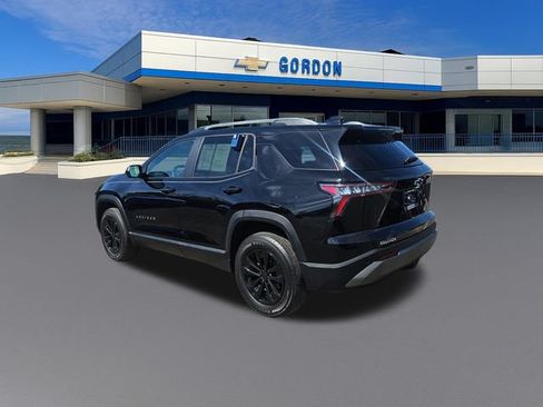 Used 2025 Chevrolet Equinox LT w/ Convenience Package II FWD image 3