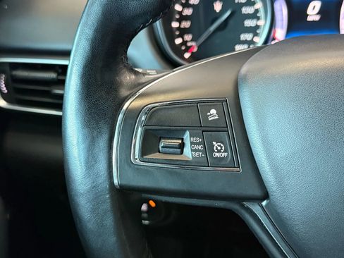 Used 2017 Maserati Levante w/ Luxury Package image 12