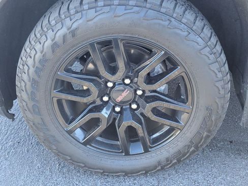 Used 2021 GMC Sierra 1500 Elevation image 14