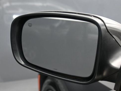 Used 2019 Chrysler 300 Touring L w/ Quick Order Package 22F image 10