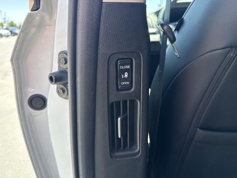 Certified 2025 Honda Odyssey Elite image 27