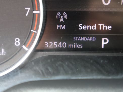 Used 2023 Nissan Rogue SL w/ SL Premium Package FWD image 32