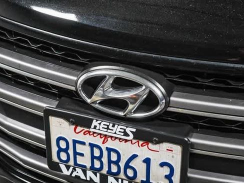 Used 2016 Hyundai Elantra GT image 8